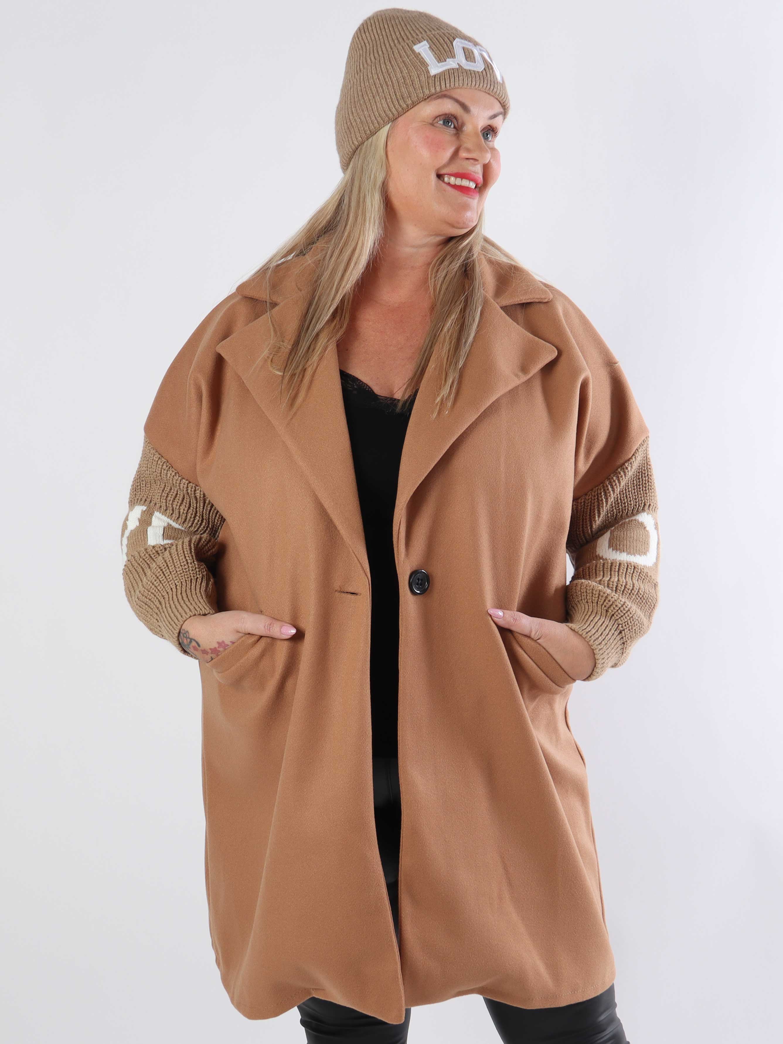 Debbie Short - Plus size-jacka med stickade ärmar